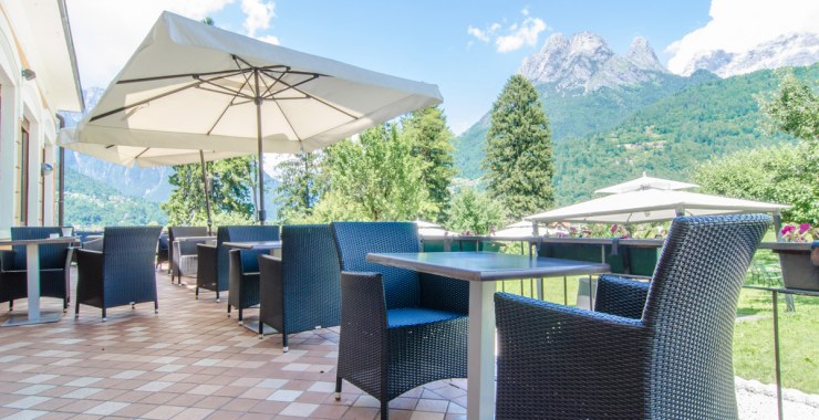 Giardino con vista sulle Dolomiti