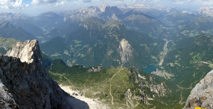 Alleghe vista dal Monte Civetta