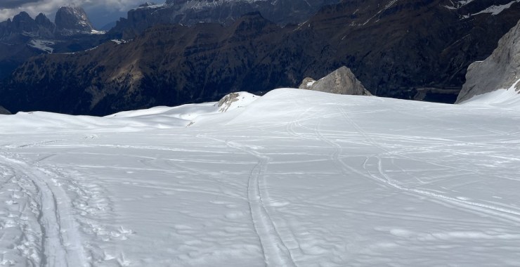 Ghiacciaio della Marmolada a maggio